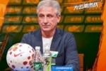 乔迪:有几次进攻,我们在最后一传的处理上做得不够到位
